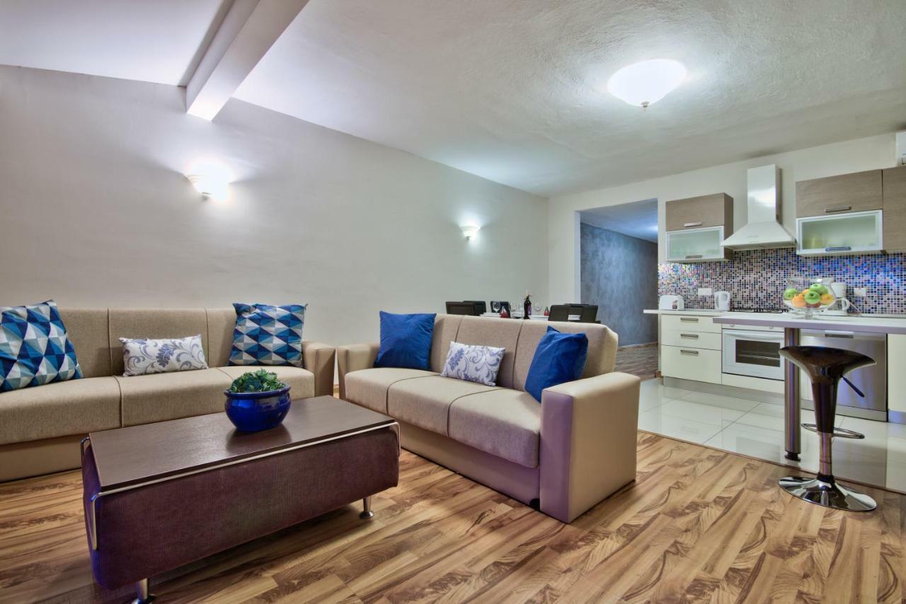 Spinola Court - Stunning Seaview Apartment & Penthouse On Spinola Bay By Shortletsmalta Saint Julian's Exteriér fotografie